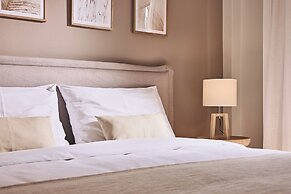 Kova Residence, Acropolis by Aura Homes