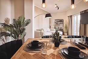 Kova Residence, Acropolis by Aura Homes