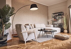 Kova Residence, Acropolis by Aura Homes