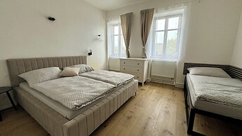 Family Apartments Černice