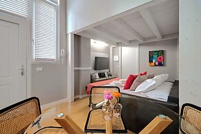 Milan Style-Hosted by Sweetstay