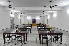 Malra Heritage Camp Sam