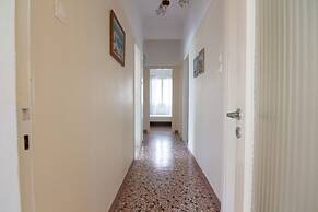 Cozy Apartment Next to Alimos Beach