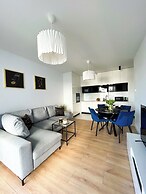 Lumina 3-room apart on Drewnowska