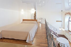 Apartments on Karl Marx str 20