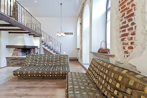 Apartments on Karl Marx str 20