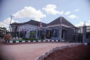 Lawsons Residence and Suites