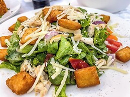 Lawsons Residence and Suites