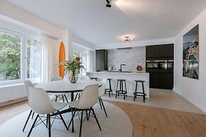 Modern 3-bedroom Apartment Family-friendly Touches