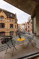 Modern 3-bedroom Apartment Family-friendly Touches