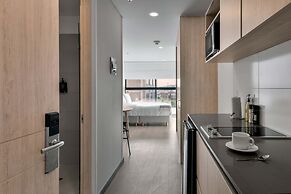 w Comfy Loft w Perfect Deco in Santa Barbara