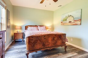 Pet-friendly Cabin on 50 Acres in Palm City!