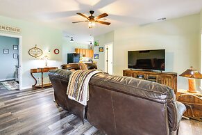Pet-friendly Cabin on 50 Acres in Palm City!