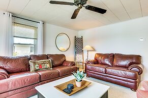 Lakefront Home w/ Patio in Havana!
