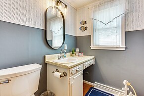 Lakefront Home w/ Patio in Havana!