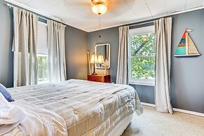 Lakefront Home w/ Patio in Havana!