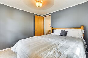 Lakefront Home w/ Patio in Havana!