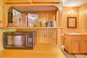 'Da Boat House' w/ World-class Bayou Fishing!