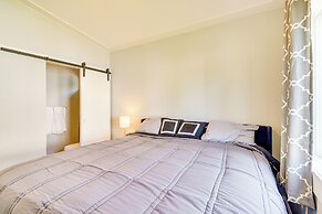 3 Mi to Duke: Downtown Durham Cottage!