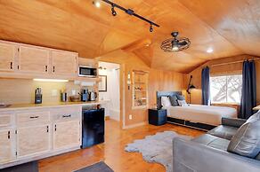 Pet-friendly Apple Valley Getaway w/ Fire Pit!