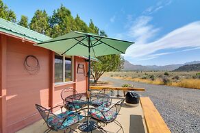 Pet-friendly Apple Valley Getaway w/ Fire Pit!