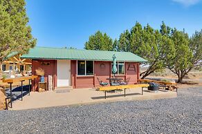 Pet-friendly Apple Valley Getaway w/ Fire Pit!