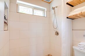 Premium Apple Valley Cabin w/ Zion Natl Park View