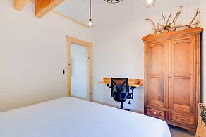 Premium Apple Valley Cabin w/ Zion Natl Park View