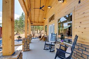 Apple Valley Cabin w/ Views, Dogs Welcome