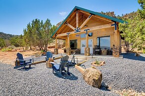 Apple Valley Cabin w/ Views, Dogs Welcome