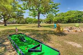 Somerville Lake House - Walk to Water!