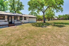 Somerville Lake House - Walk to Water!