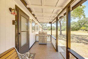 Somerville Lake House - Walk to Water!