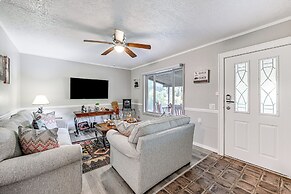 Riverfront Cabin w/ Mtn Views in Tuckasegee!