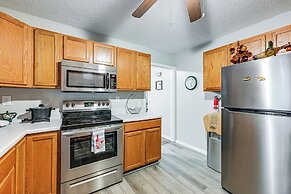 Riverfront Cabin w/ Mtn Views in Tuckasegee!