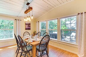 Sonora Hilltop Home: Scenic Views, Pet Friendly!