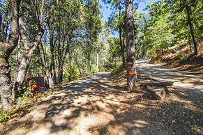 Sonora Hilltop Home: Scenic Views, Pet Friendly!