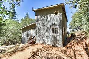 Sonora Hilltop Home: Scenic Views, Pet Friendly!