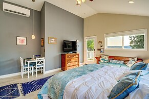 Bremerton Studio w/ Bay View: Beach Access!