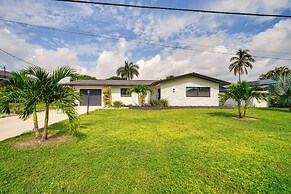 Canal-front Getaway w/ Grill in Cape Coral!