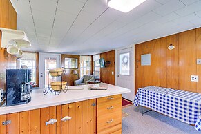 Cayuga Lake Cottage: Private Dock & Deck!