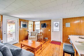 Cayuga Lake Cottage: Private Dock & Deck!