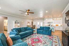 Amarillo Home w/ Hot Tub, 7 Mi to Wolflin Square!