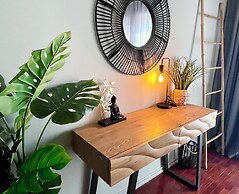 Caparica Surf Retreat