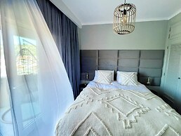 Caparica Surf Retreat