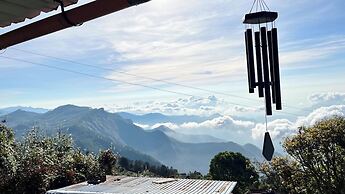 Mount Olympus Lounge