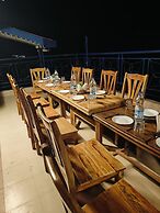 Hotel Savi Shallidrishya