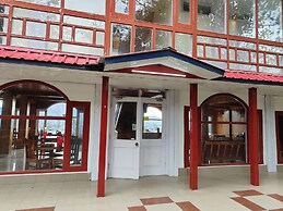 Hotel Savi Shallidrishya
