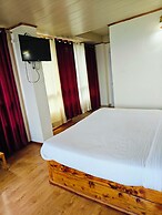 Hotel Savi Shallidrishya