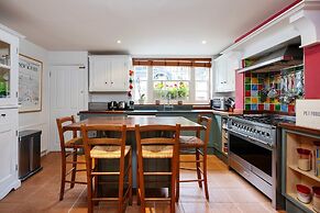 Holland Park Townhouse